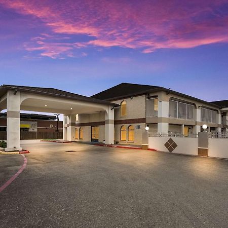 Surestay Hotel By Best Western Диър Парк Екстериор снимка