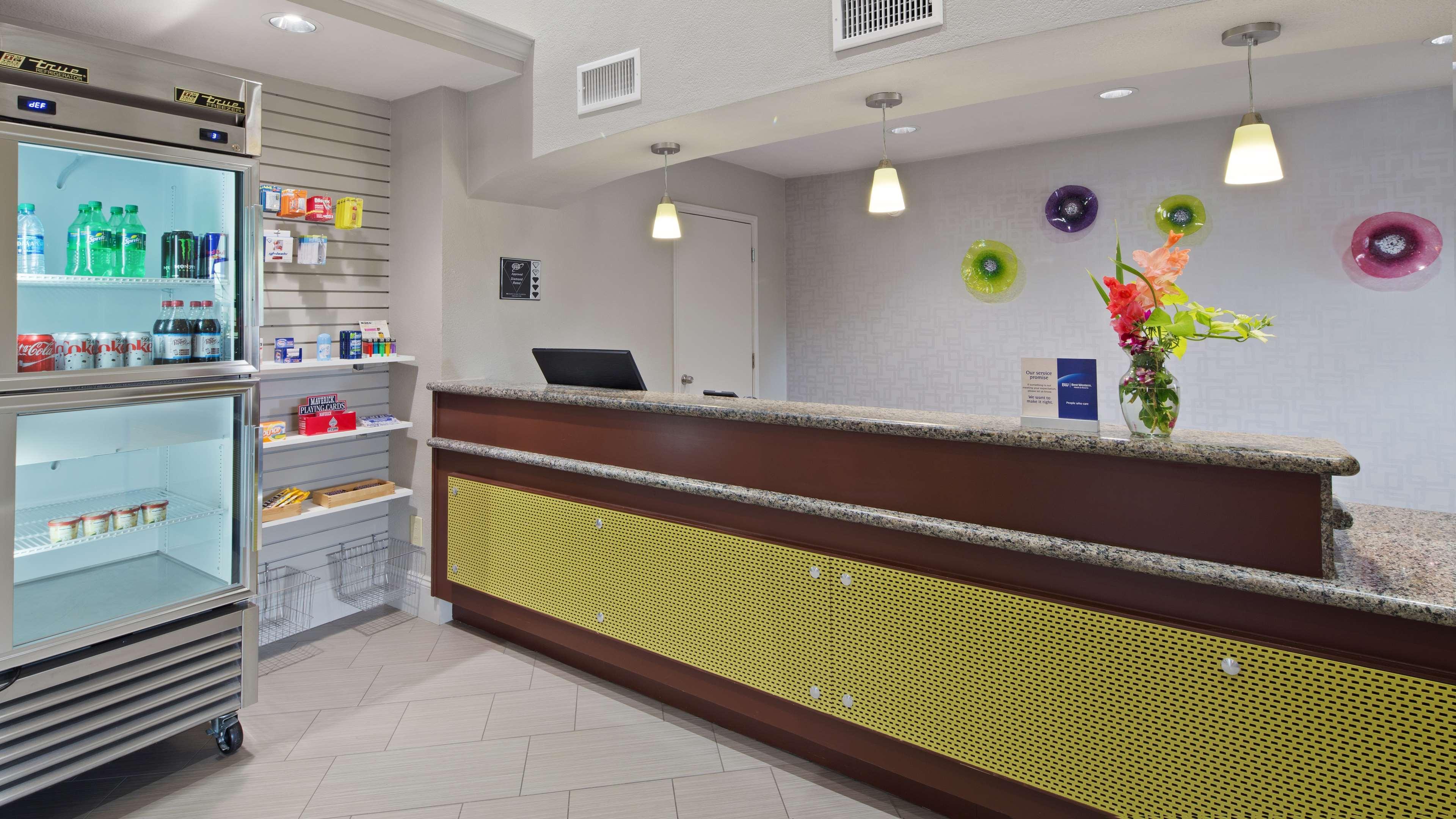 Surestay Hotel By Best Western Диър Парк Екстериор снимка