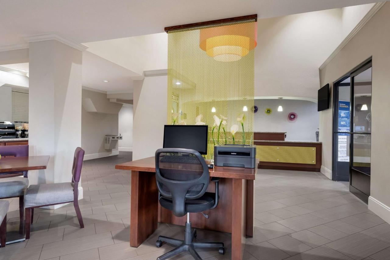 Surestay Hotel By Best Western Диър Парк Екстериор снимка