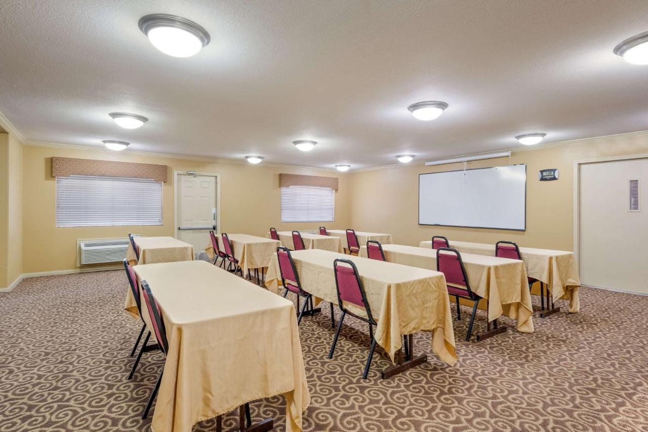Surestay Hotel By Best Western Диър Парк Екстериор снимка